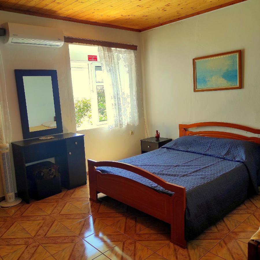 Q Bay Apartments Qeparo Luaran gambar