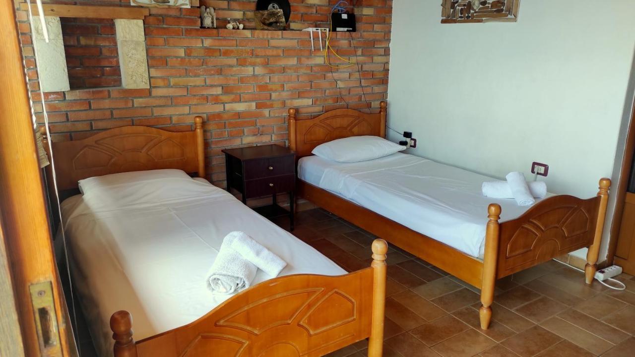 Q Bay Apartments Qeparo Luaran gambar