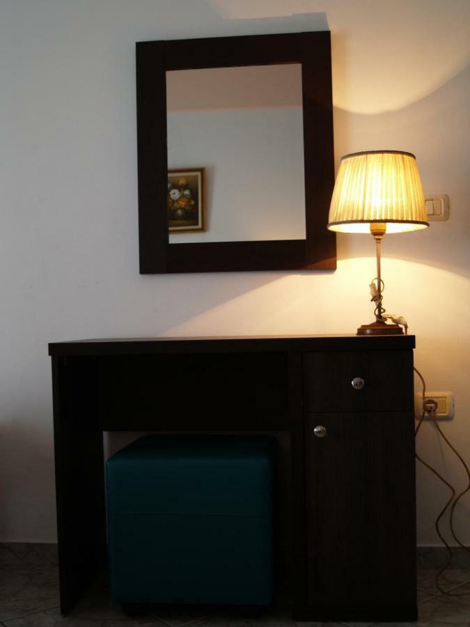 Q Bay Apartments Qeparo Luaran gambar