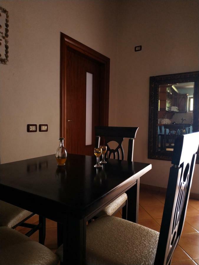 Q Bay Apartments Qeparo Luaran gambar