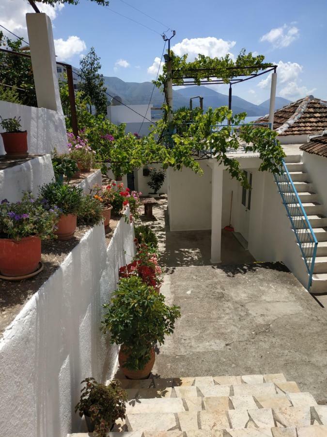 Q Bay Apartments Qeparo Luaran gambar