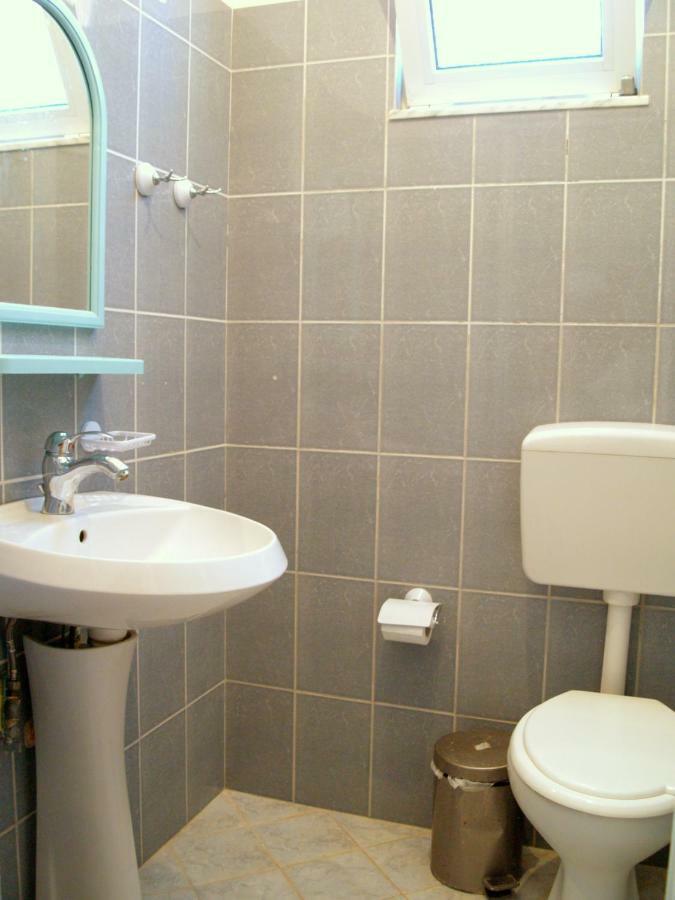 Q Bay Apartments Qeparo Luaran gambar